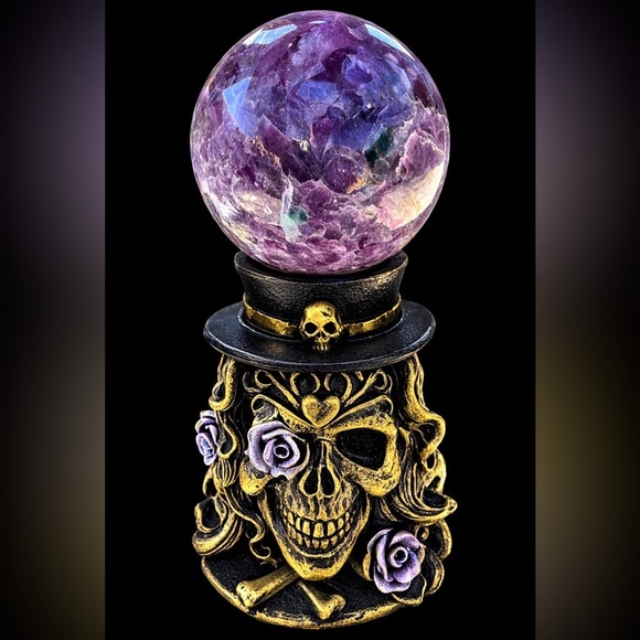Other - Unicorn stone sphere with flower skull stand